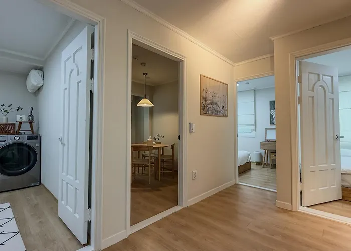 홍대 합정 접근성, 대흥역 4분, 경의숲길 Appartement Seoel